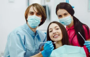 Family dentist dental clinic providing preventive care